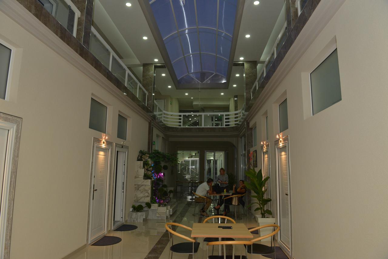 Atina Lux Hostel Leskovac  Exterior foto