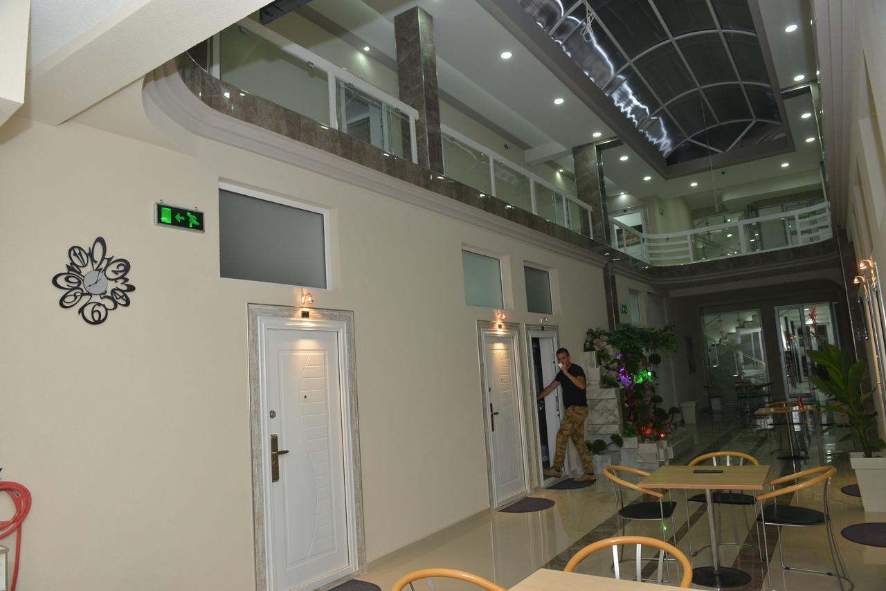 Atina Lux Hostel Leskovac  Exterior foto